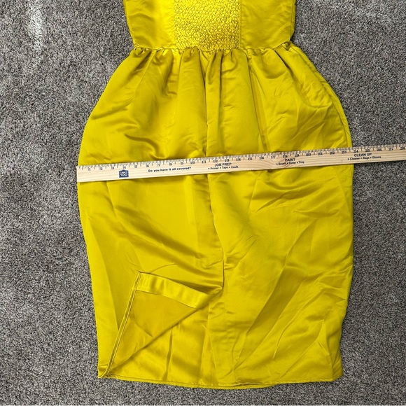 Yellow Ruched Sweetheart Midi Dress - Picture 11 of 15